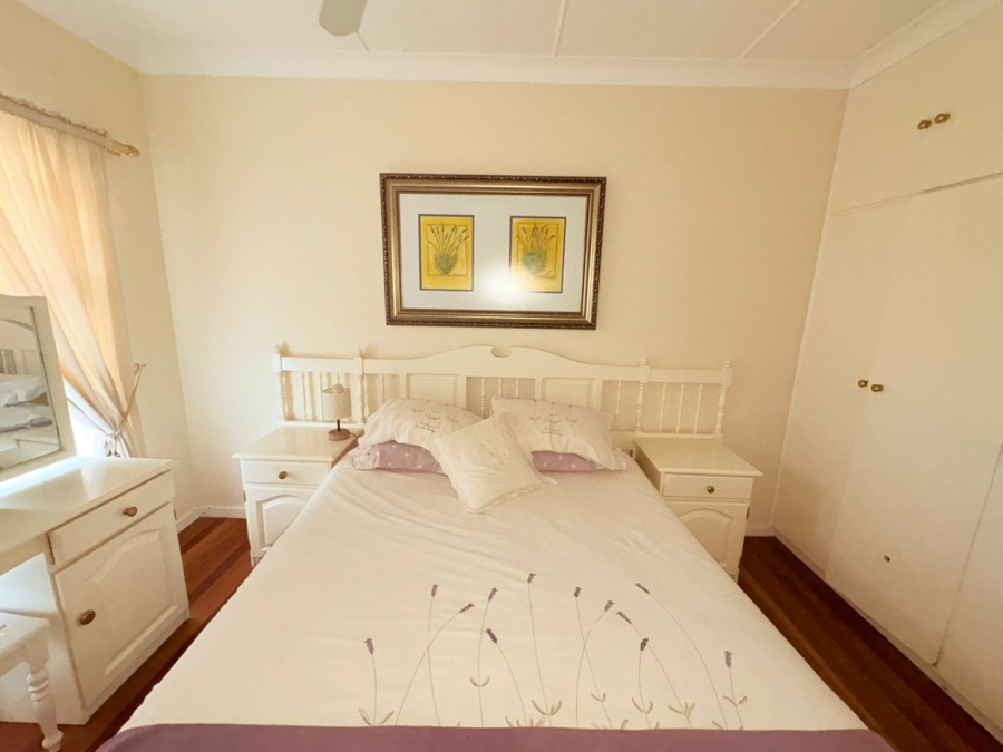 7 Bedroom Property for Sale in Sunnyridge Eastern Cape